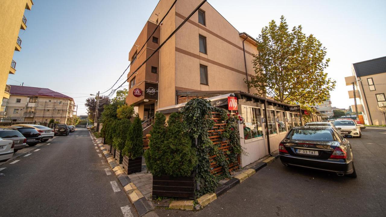 Apartament Tatu Bar&Grill オトペニ エクステリア 写真